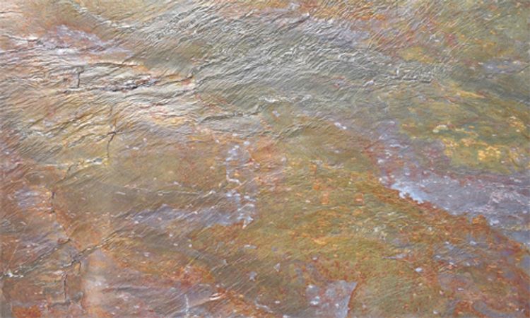Uno de nuestros modelos favoritos es el modelo Capri. La personalidad de la piedra con colores marrones, amarillos y naranjas te dejaran las areas con mucha frescura y sensacion de naturaleza.

Al ser piedras naturales, cada lámina tiene sus propias tonalidades y texturas. 

 


	LAMINAS ULTRA DELGADAS DE PIEDRA NATURAL.
	FLEXIBILIDAD. PUEDE CURVARSE PARA MOLDEAR FIGURAS REDONDAS. 
	RESISTENTE A RAYOS UV.
	FACIL DE INSTALAR Y DE CORTAR, CON AMOLADORA E INCLUSO CON TIJERA HOJALATERO.
	PUEDE SER INSTALADO EN INTERIORES Y EXTERIORES.


 

