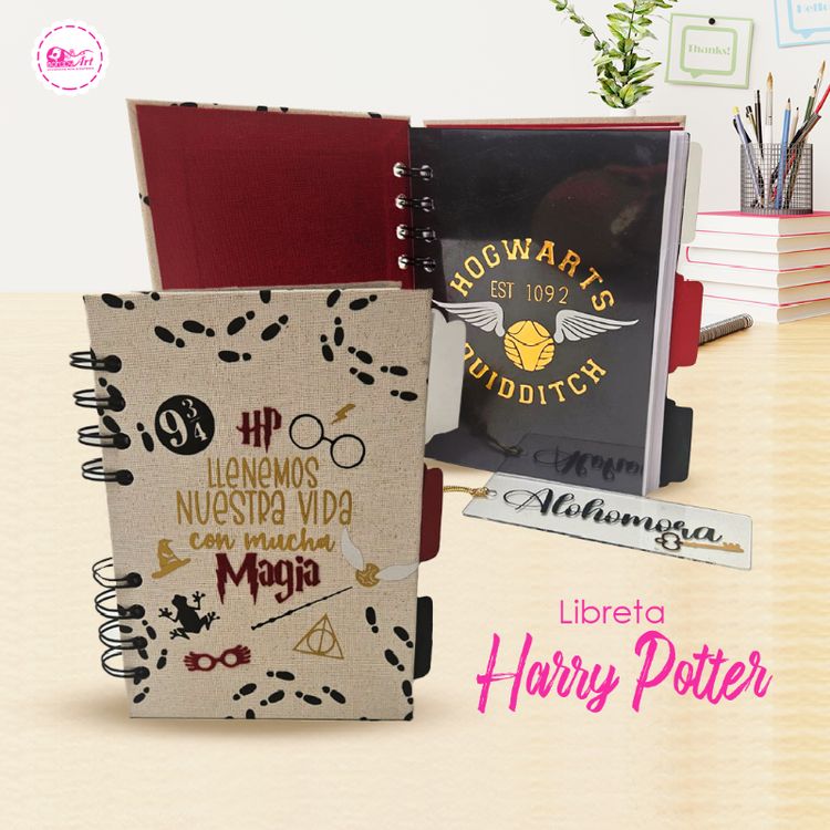 Libreta &quot;HARRY POTTER &quot; (Kit Hazlo tu mismo)

Aprenderan a realizar una libreta anillada con diferentes técnicas:  

 - Forrada en lino de encuadernacion con aplicacion de vinil textil.

-Dimensión de la libretas: 15.5 x 11 cm

- 100 hojas

Incluye los materiales para su elaboración en nuestro taller de scrapbook (martes, jueves y sábados) dictado por la profesora Lucy Garcia Chavez.

Consulta: 982878609
