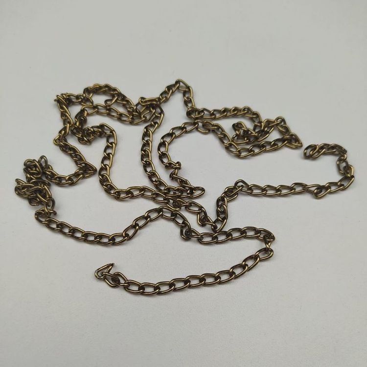 Hermosa cadena bronce para bisuteria, scrap y mas.

4m
