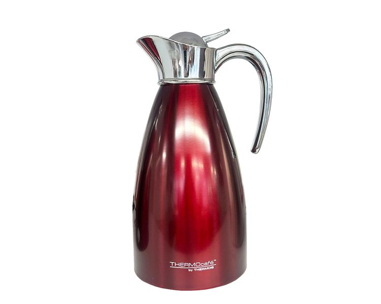 Características:


	Material: acero altamente resistente a la oxidación.
	Medidas: 28.6 cm x 13.9 cm x 16.5 cm (alto x ancho x longitud)
	Conserva 8 horas caliente / 24 horas frío
	Asa ergonómica, pico y dispensador.
	Con ampolla de acero altamente resitente a la oxidación.
	Con asa y tapa cromada: "Push &amp;amp; Pour".
	Para líquidos: fríos y calientes.


jarra - jarras
