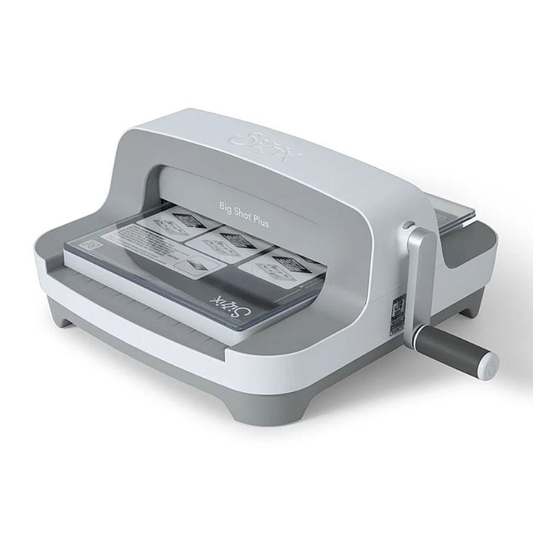 Este nuevo modelo Plus tiene un ancho de boca más grande para troqueles hasta tamaño A4

 

Incluye: 1 máquina de troquelado Big Shot Plus, 1 plataforma, 1 adaptador A, 1 adaptador B y 1 par de almohadillas de corte.
