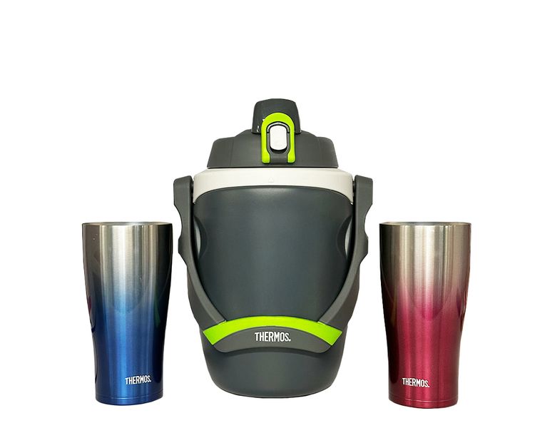 Incluye:


	THERMOS® Vaso térmico COOLHOT azul (JDE-600CBLTDP)
	THERMOS® Vaso térmico COOLHOT rojo (JDE-600CRTDP)
	THERMOS® Galonera Térmica 1.9Lt (FPG1901)

