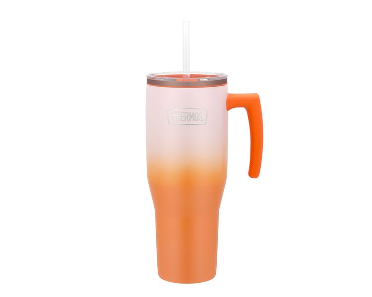 Características:


	Material: Acero altamente resistente a la oxidación.
	Capacidad: 1.1 Lt
	Conserva 4 horas caliente / 12 horas frío
	Medidas: 31.5 cm x 14 cm x 10 cm (Alto x ancho x profundidad)
	Seguro que impide derrames.
	Incluye sorbete.
	Práctica asa para cargar.
	Moderno diseño.
	Colores en tendencia.


*Este producto tiene colores que son aptos para personalización, el nombre elegido será grabado en contorno. En caso desee personalizarlo, escribir a servicioalcliente@tdpcorp.com.pe para validar los colores personalizables.
