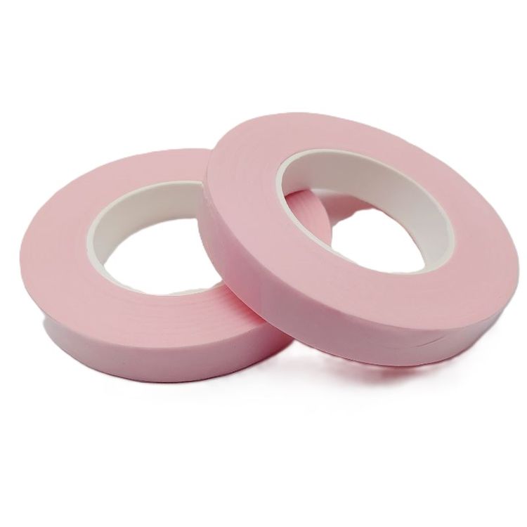 Cinta Adhesiva Floral Tape 

Especial para forrar alambres, palillos de madera y otros materiales. Normalmente para forrar tallos de flores o formar ramos, es semi adhesiva y se utiliza en muchas aplicaciones decorativas.

13m x 18mm

Equipo Scrapyart
