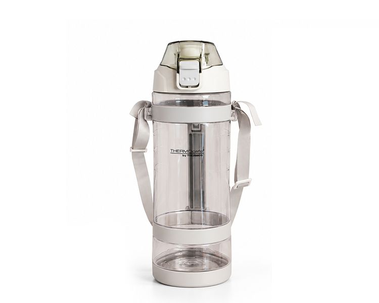 Características:


	Gran capacidad: 3L. 
	Medidas: 37.5 x 12.5 x 15 (alto x ancho x longitud)
	Material Tritán, libre de BPA. 
	Práctico diseño en la tapa: fácil de usar, anti derrames.
	Boca amplia que permite una fácil limpieza.
	Asa retráctil para un fácil manejo.
	Prática asa para llevar al hombro.
	No retiene olores.
	Colores modernos.
	No apto para bebidas calientes.

