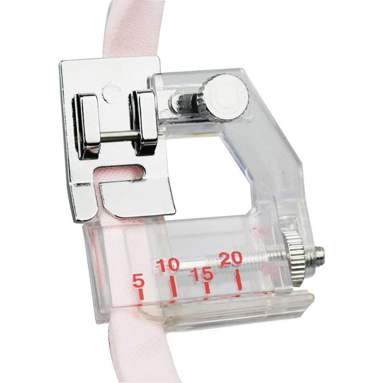 Accesorio original de Brother. Para colocar cinta bies, al tener regulación se puede usar bies de distintas medidas (de 5 mm a 20 mm).

Compatible para: 

Máquinas de coser mecánicas: ST371HD

Máquinas de coser computarizadas: XS6060 / CS6000I / SH7700 / CS6000XL / NQ470L

Máquinas de coser y bordar computarizadas: NV960DL y NV970L
