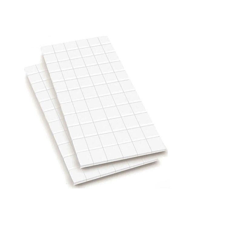 Mini pop dots adhesivos de forma cuadrada para trabajar en 3D, ideales para todos tus proyectos de tarjetería, scrapbooking, encuadernacion, cartonaje y otras manualidades.
