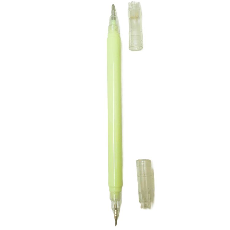 Herramienta para calar, especial para tus trabajos donde se requiera cortar finamente.

Cuenta tambien con goma con punta fina tipo lapicero.
