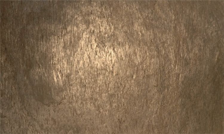 Nuestro modelo Oporto aportara a tu entorno brillo y un poder visual único. 
Al ser piedra naturales, cada lámina tiene sus propias tonalidades y texturas. 


	Laminas Ultra delgadas de piedra natural.
	Flexibilidad. Puede curvarse para moldear figuras redondas. 
	Resistente a rayos UV.
	Facil de instalar y de cortar, con amoladora e incluso con tijera hojalatero.
	Puede ser instalado en interiores y exteriores.

